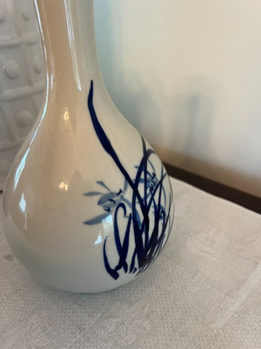 VTG Blue and White Korean Art Pottery Vase - 9.5" - Picture 2 of 5